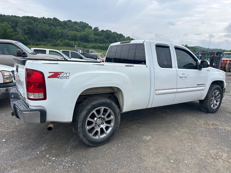 2008-gmc-sierra-1500-image-6