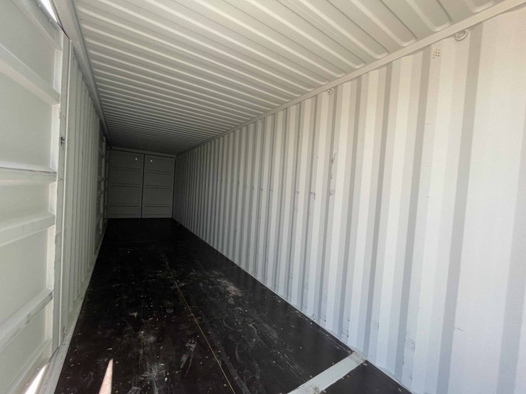 #102-•-40'-high-cube-container-image-9