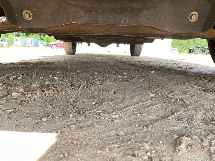 2019-chevrolet-express-3500-image-25