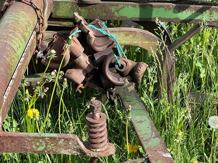 john-deere-10-image-13