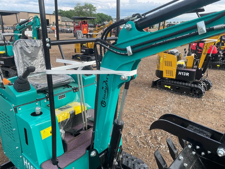 #2021-•-2026-cfg-h16r-mini-excavator-image-8