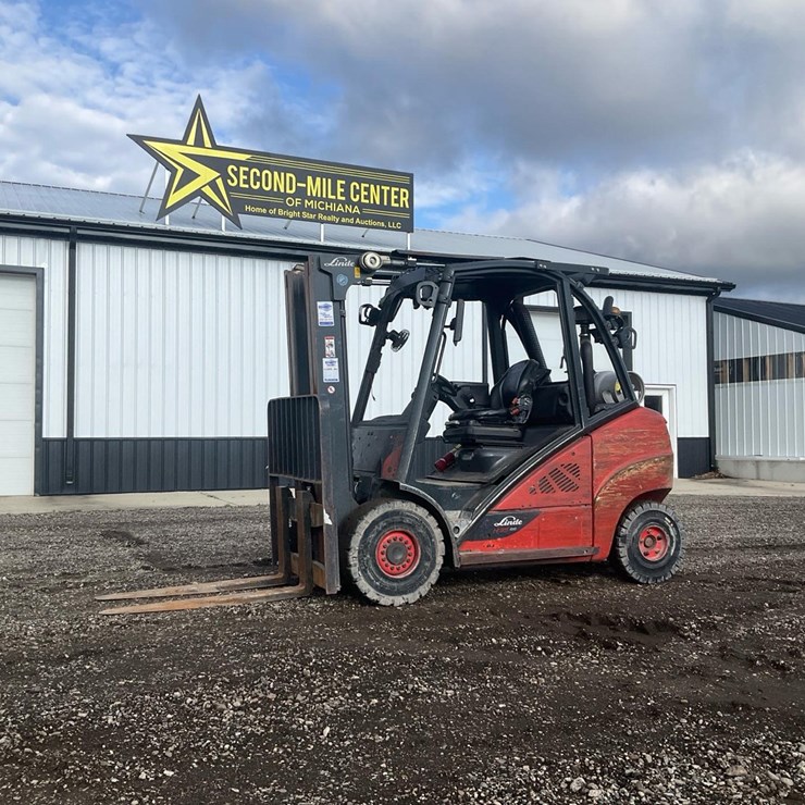 #1351 • 2015 Linde H35 Evo Forklift