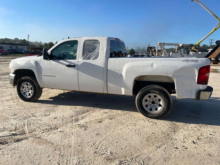 2013-chevrolet-silverado-1500-image-6