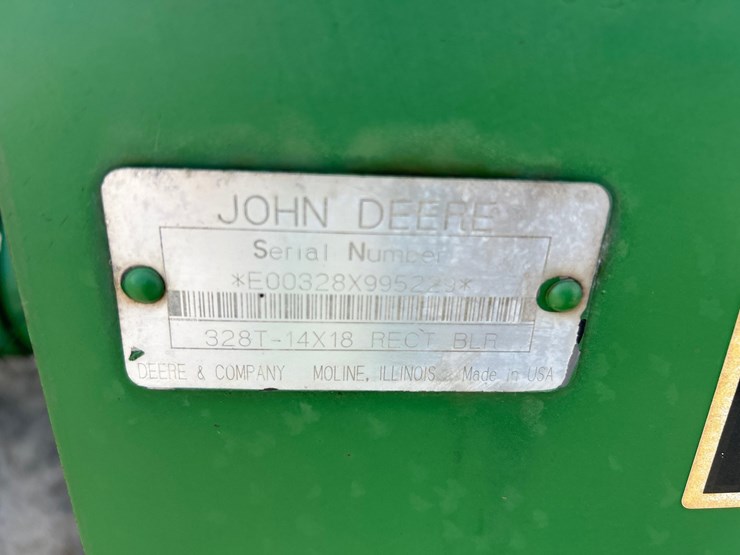 john-deere-328-image-12