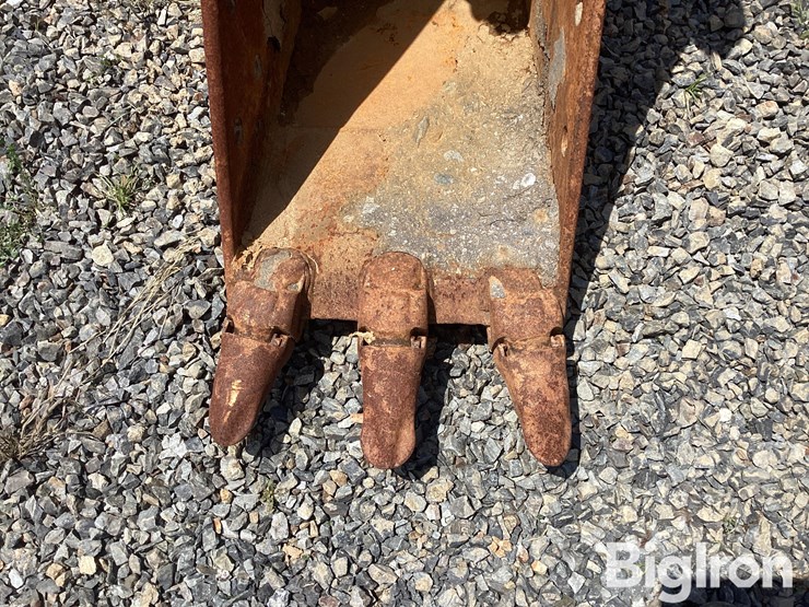 cp-cx135-18”-excavator-bucket-image-9