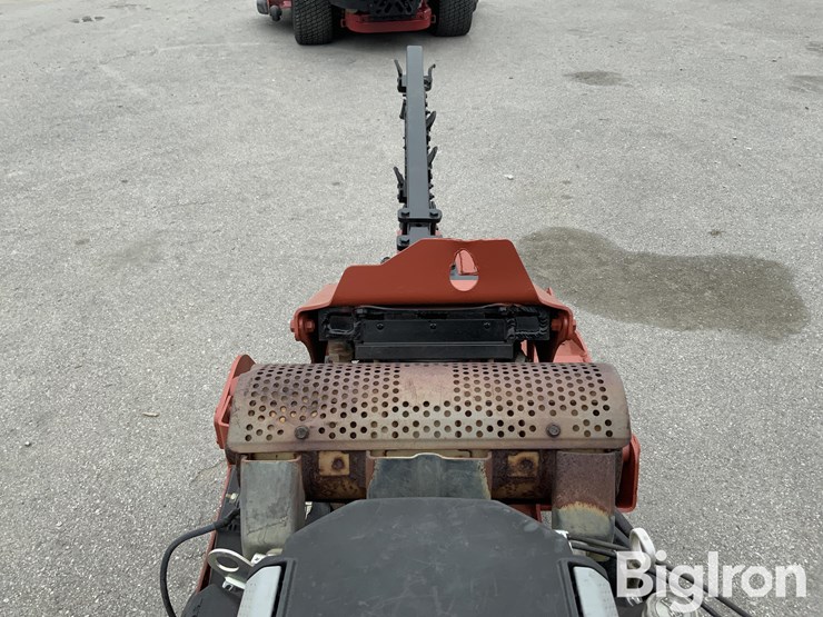 2013-ditch-witch-rt24-image-12
