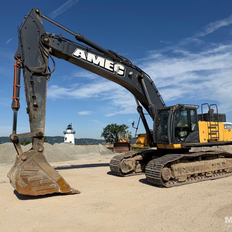 2015 DEERE 470G LC