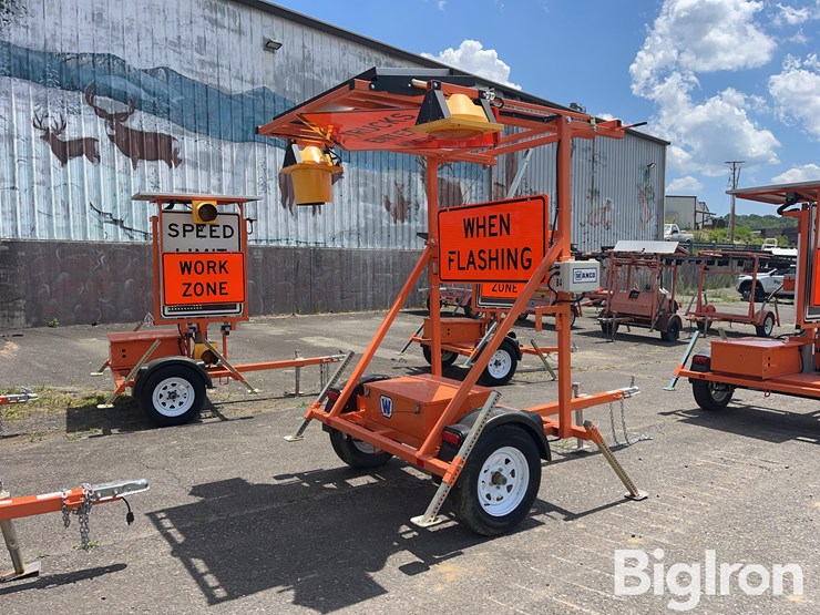 2023-wanco-traffic-control-trailered-caution-sign-image-5