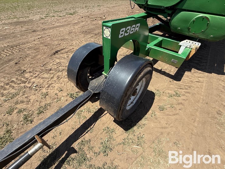 2010-john-deere-612c-image-9