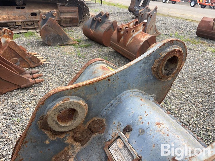 strickland-pc138-36-36”-excavator-bucket-image-10