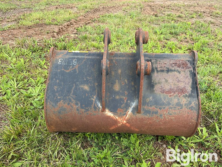 gannon-36”-backhoe-bucket-image-6