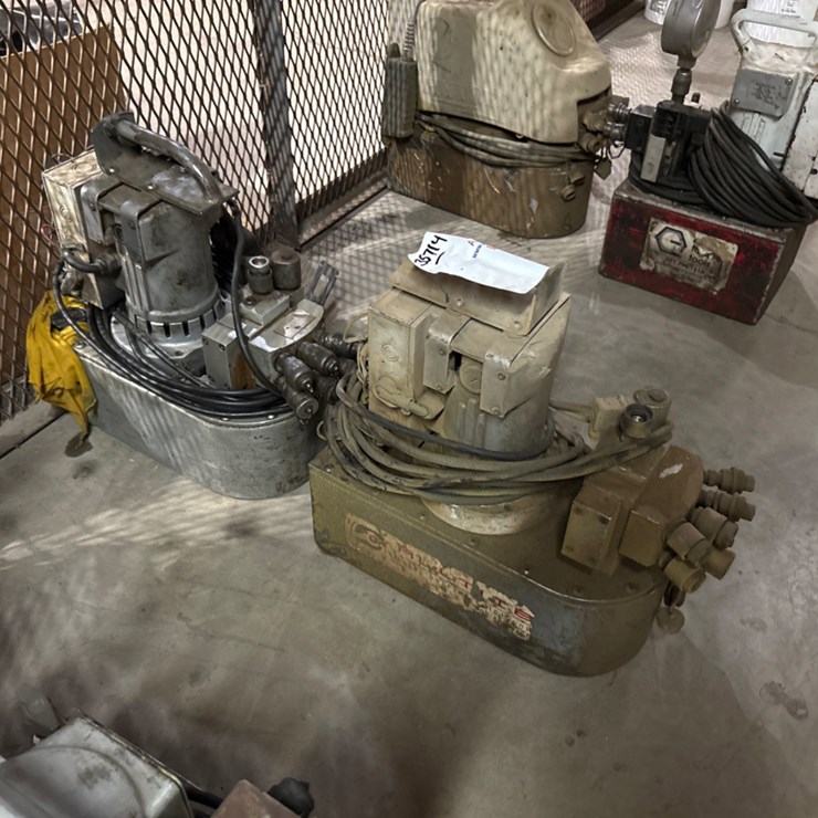 (2) 10K electric hydraulic pumps