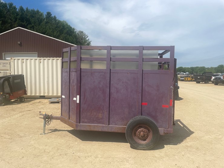 #514-•-10'-livestock-trailer-(no-title)-image-8