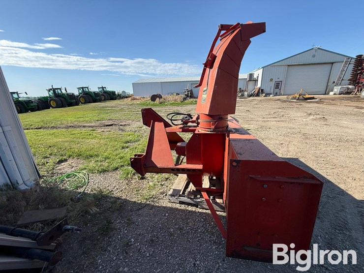 mckee-bros,-limited-750-3-pt-2-stage-snow-blower-image-4