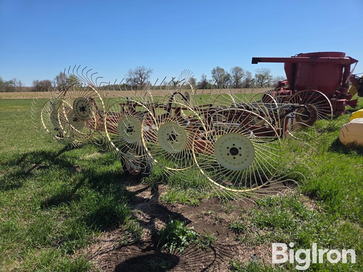 hesston-3980-image-7