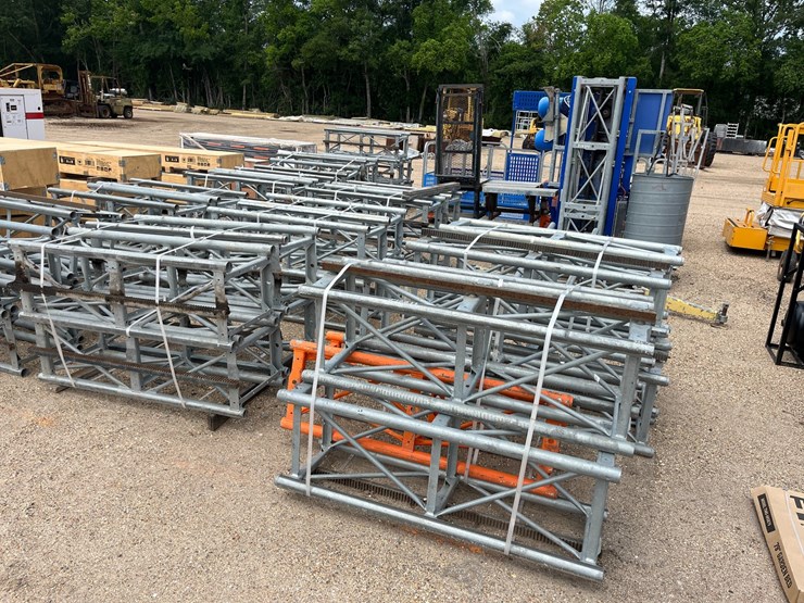 #2766-•-hek-tpm1600sd-electric-mast-climbing-work-platform/material-hoist-image-2