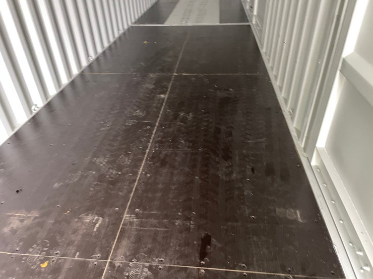 #1002-•-40'-high-cube-multi-door-single-use-shipping-container-image-13