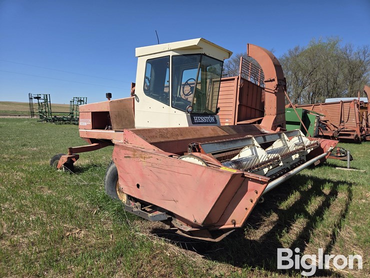 hesston-6600-image-3