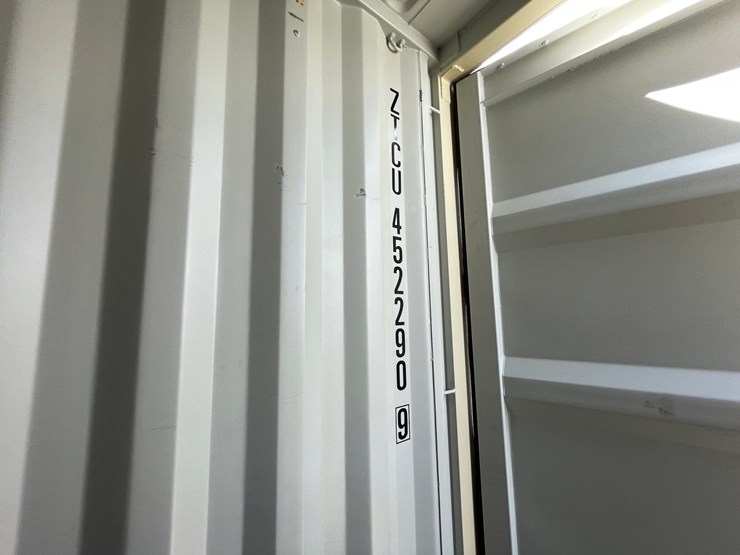 #101-•-40'-high-cube-multi-door-container-image-6