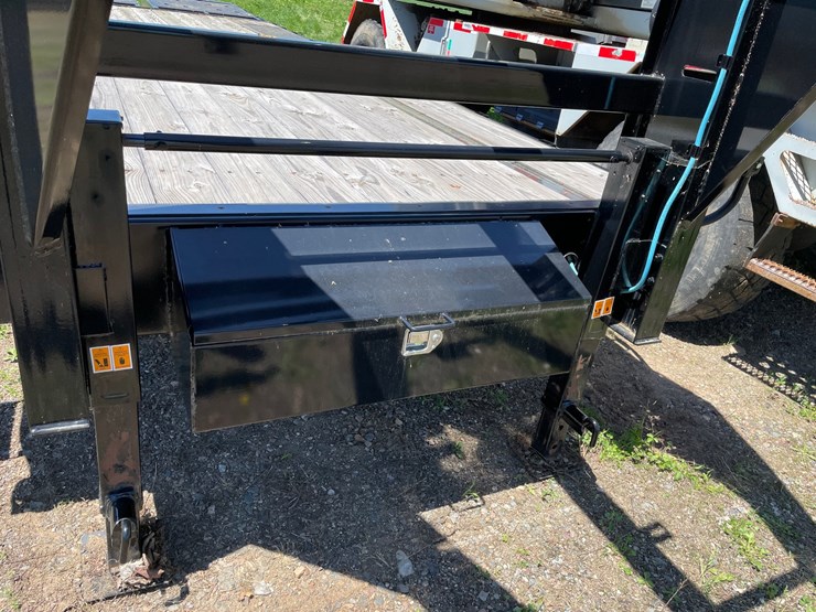 #7030-•-2023-big-tex-gooseneck-trailer-(deerbrook,-wi)-image-31