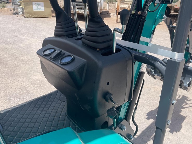 #2660-•-unused-cfg-mini-excavator-image-33