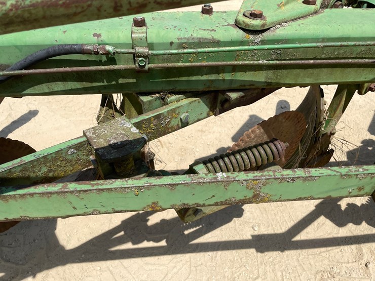 john-deere-2500-image-15