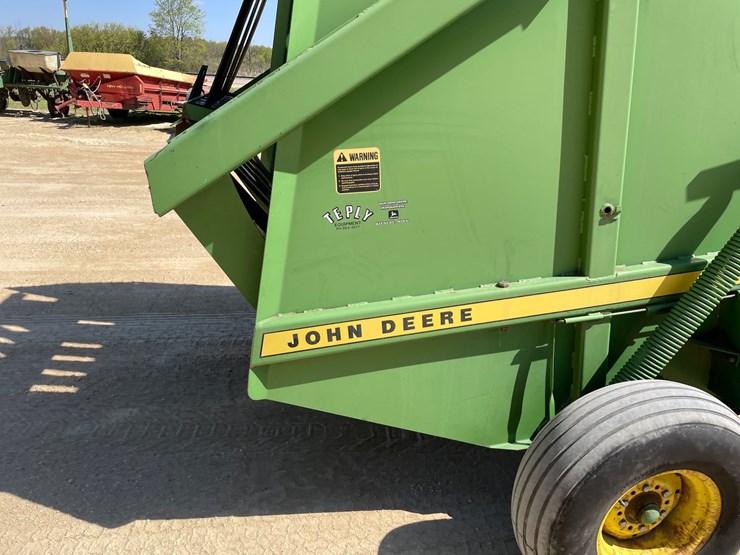john-deere-510-image-16