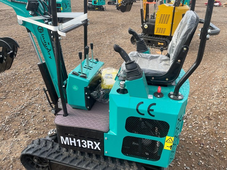 #2020-•-2026-cfg-mh13rx-mini-excavator-image-16