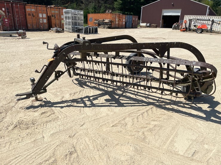 #510-•-john-deere-rake-image-1