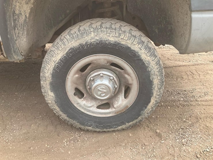1999-dodge-2500-image-51