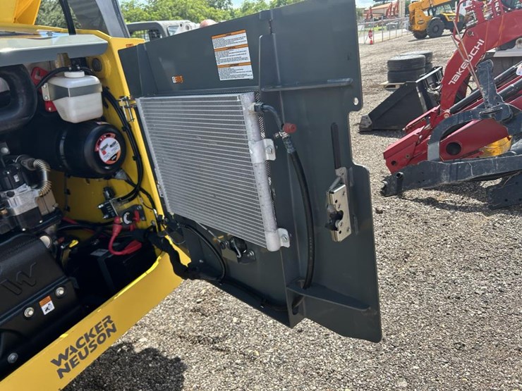 2022-wacker-neuson-sw32-image-7