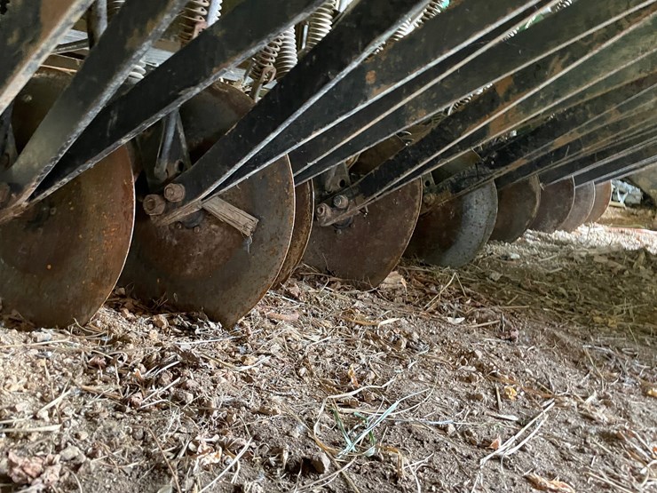 john-deere-8300-image-17
