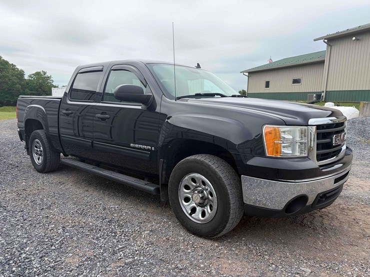 2009-gmc-sierra-1500-image-3