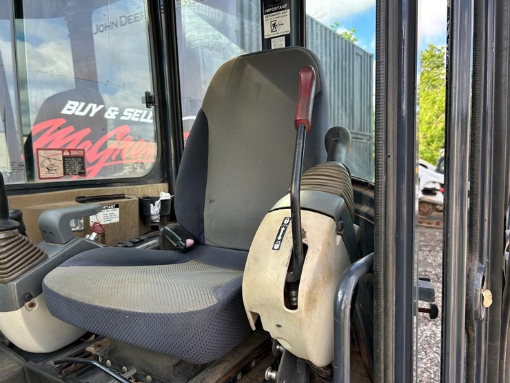 deere-50d-image-18