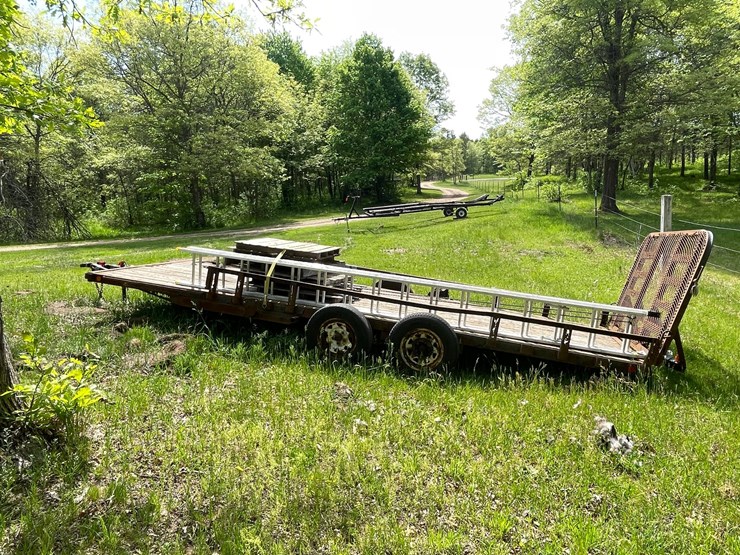 #462-•-20'-tandem-axle-trailer-(no-title)-(spring-brook,-wi)-image-7