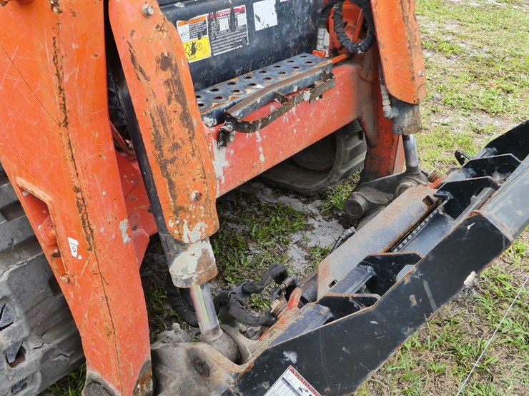 2022-kubota-svl97-2-image-5
