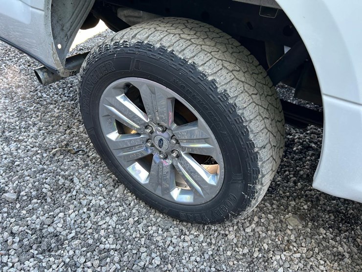 2019-ford-f150-image-17