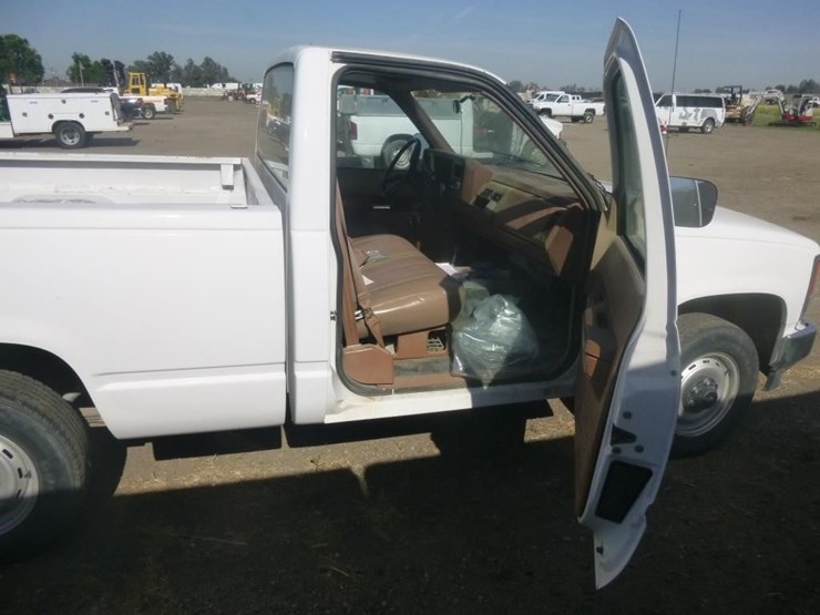 1990-chevrolet-1500-image-11