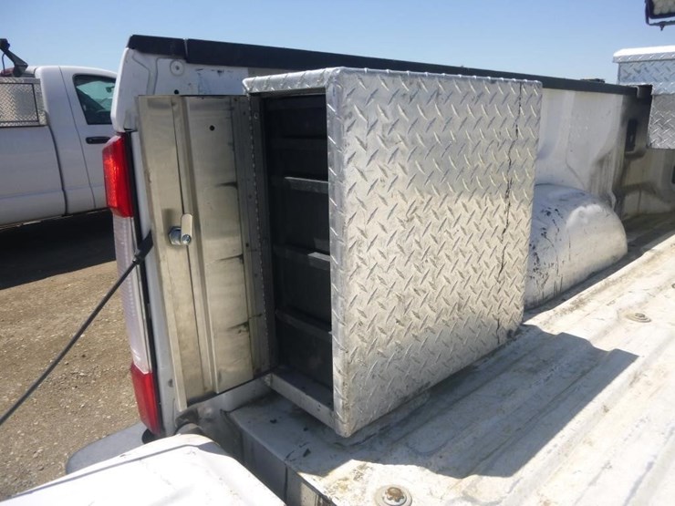 2017-ford-f350-image-21