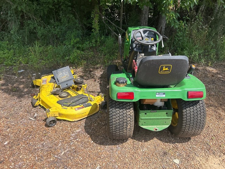 john-deere-gt235-image-2