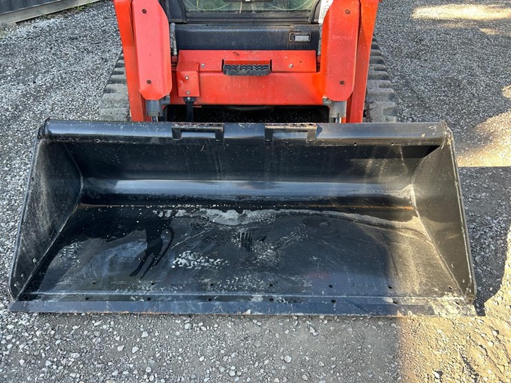 kubota-svl75-2-image-9