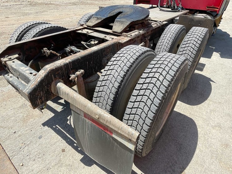 2004-kenworth-t800-image-30