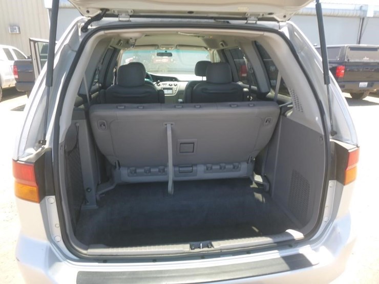 2002-honda-odyssey-image-9