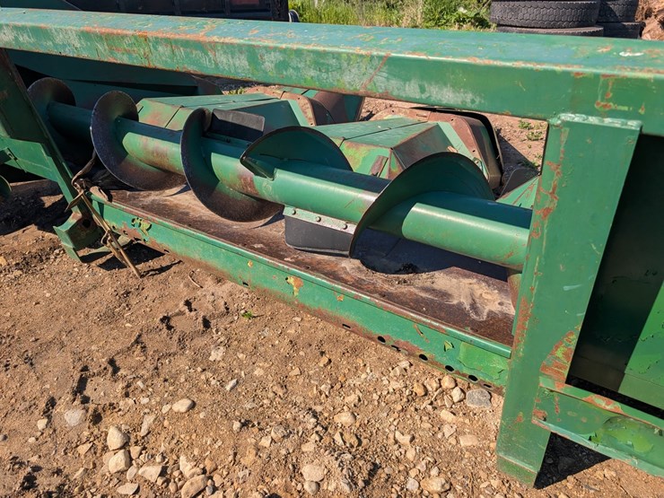john-deere-444-image-4