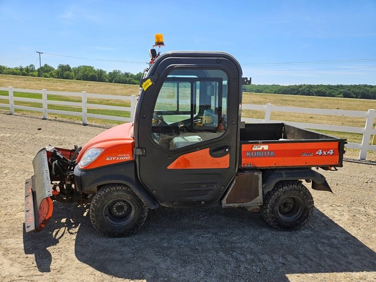 kubota-rtv1100-image-2