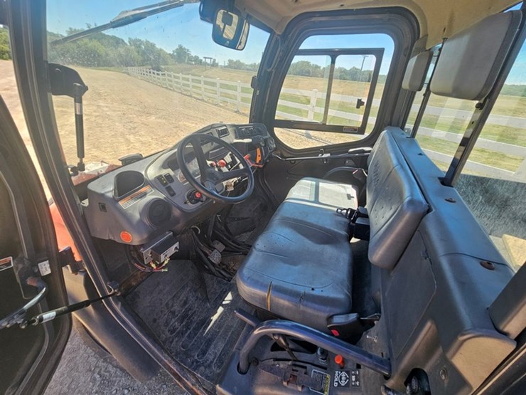 kubota-rtv1100-image-22