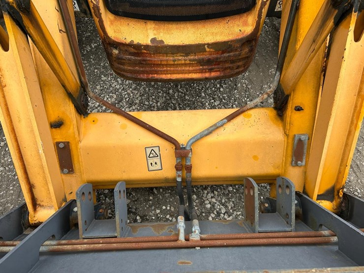 jcb-3cx14-image-10
