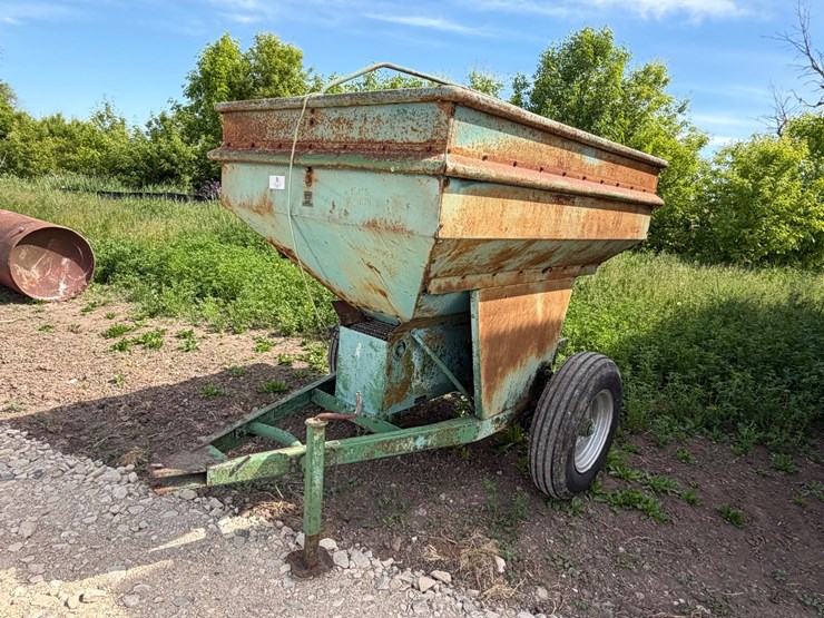 john-deere-301-image-1