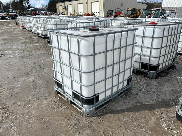 water-tank-tote-image-3