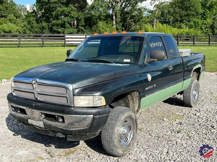 1999-dodge-ram-2500-image-12